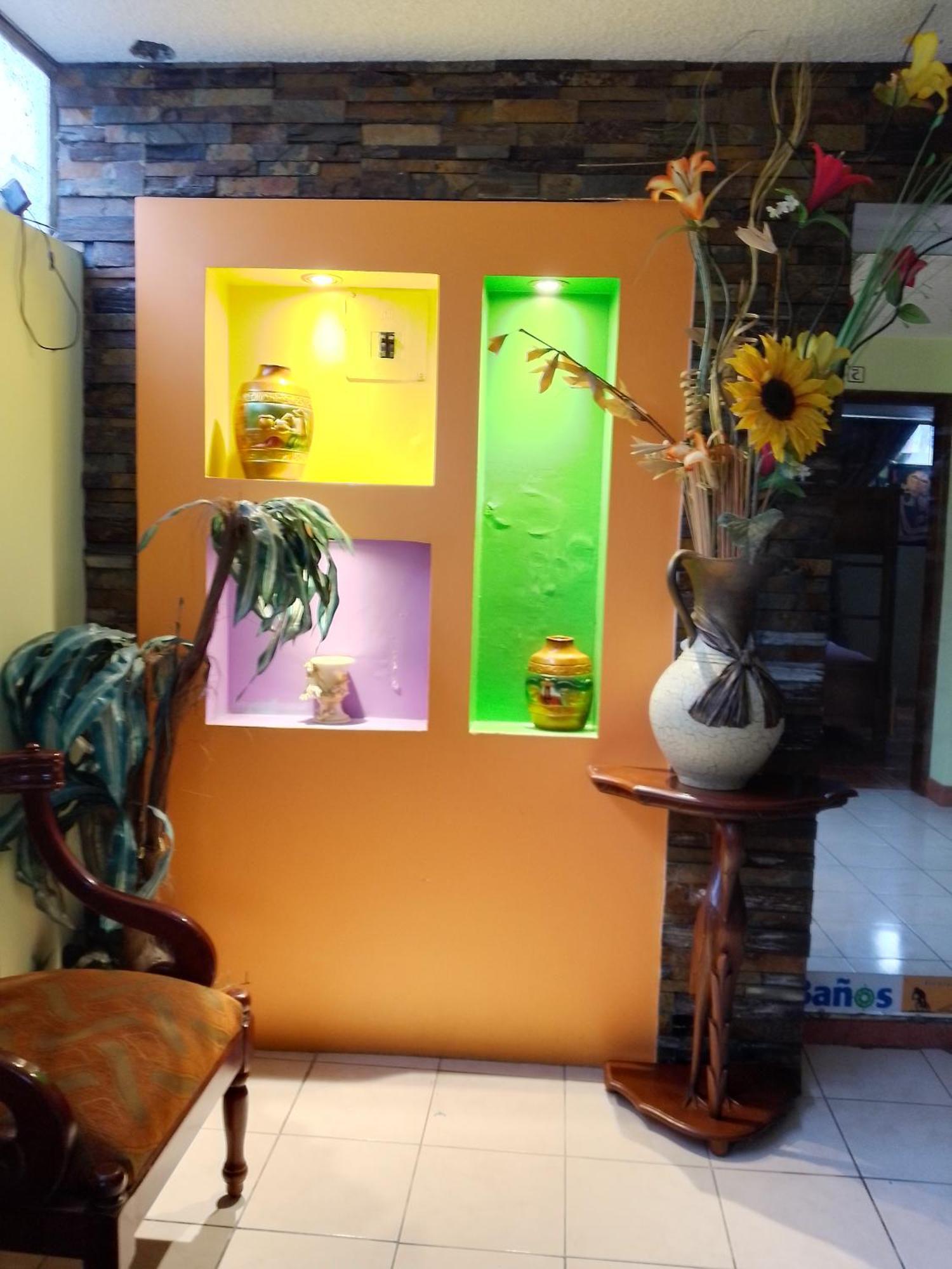 Hotel Amazonia Y Sol Banos  Luaran gambar