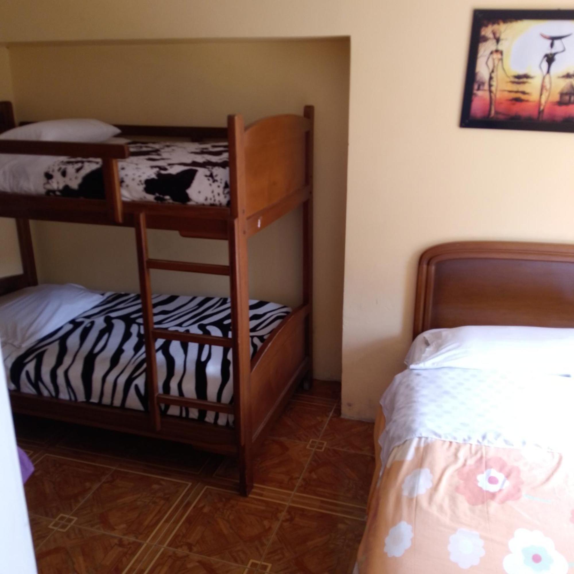 Hotel Amazonia Y Sol Banos  Luaran gambar
